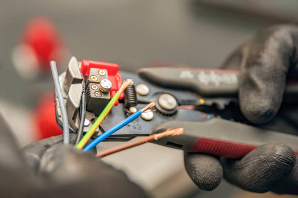 Best Affordable Emergency Electrician  in Kidron, OH